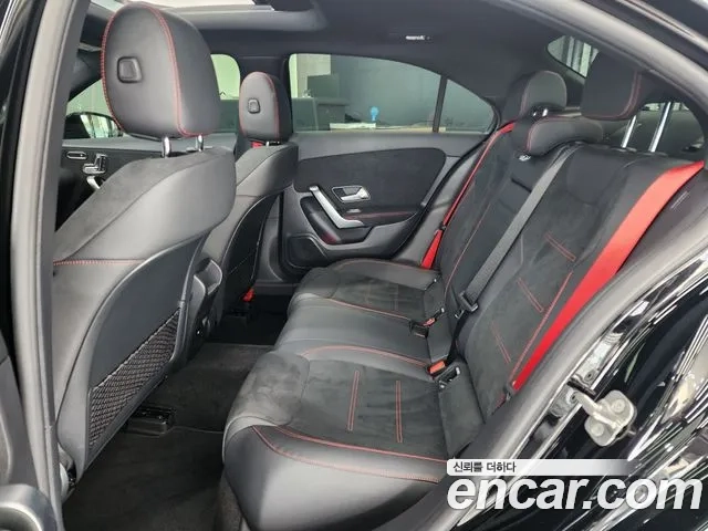 Mercedes-Benz A-Class W177 2024 Черный из Кореи, фото 2