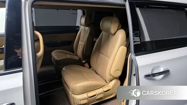 Kia The New Carnival 2018 Белый из Кореи, фото 2