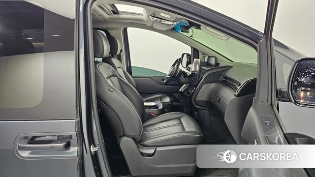 Hyundai Staria 2021 Серый из Кореи, фото 2