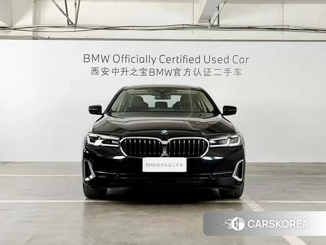 BMW 5 series 2024 Черный из Китая, фото 2