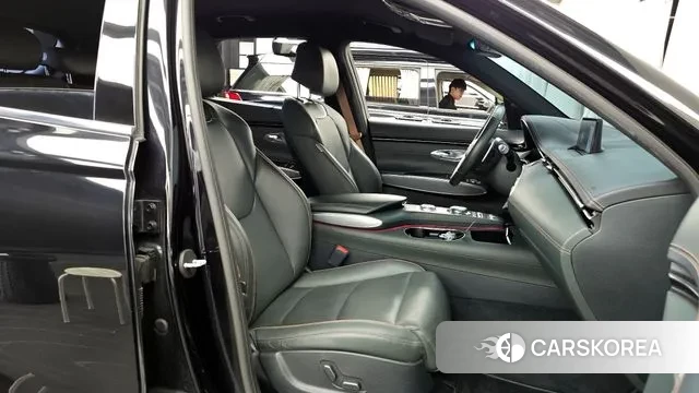 Genesis GV70 2021 Черный из Кореи, фото 2