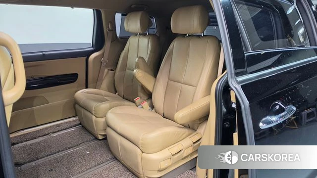 Kia The New Carnival 2018 Черный из Кореи, фото 2