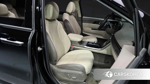 Kia Carnival 4th generation 2023 Черный из Кореи, фото 2