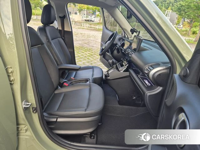 Hyundai Casper 2024 Темно-зеленый из Кореи, фото 2