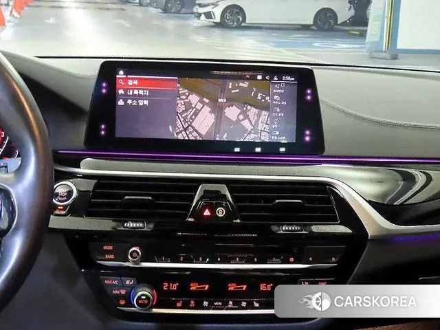 BMW 5 Series (G30) 2019 Белый из Кореи, фото 2