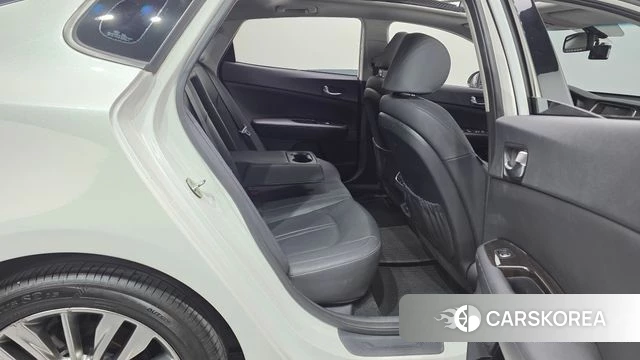 Kia The New K5 2nd generation 2018 Белый из Кореи, фото 2