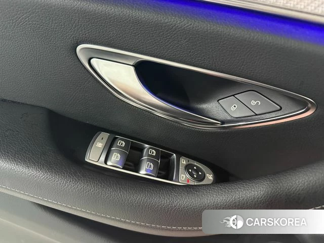 Mercedes-Benz E-Class W213 2021 Белый из Кореи, фото 2