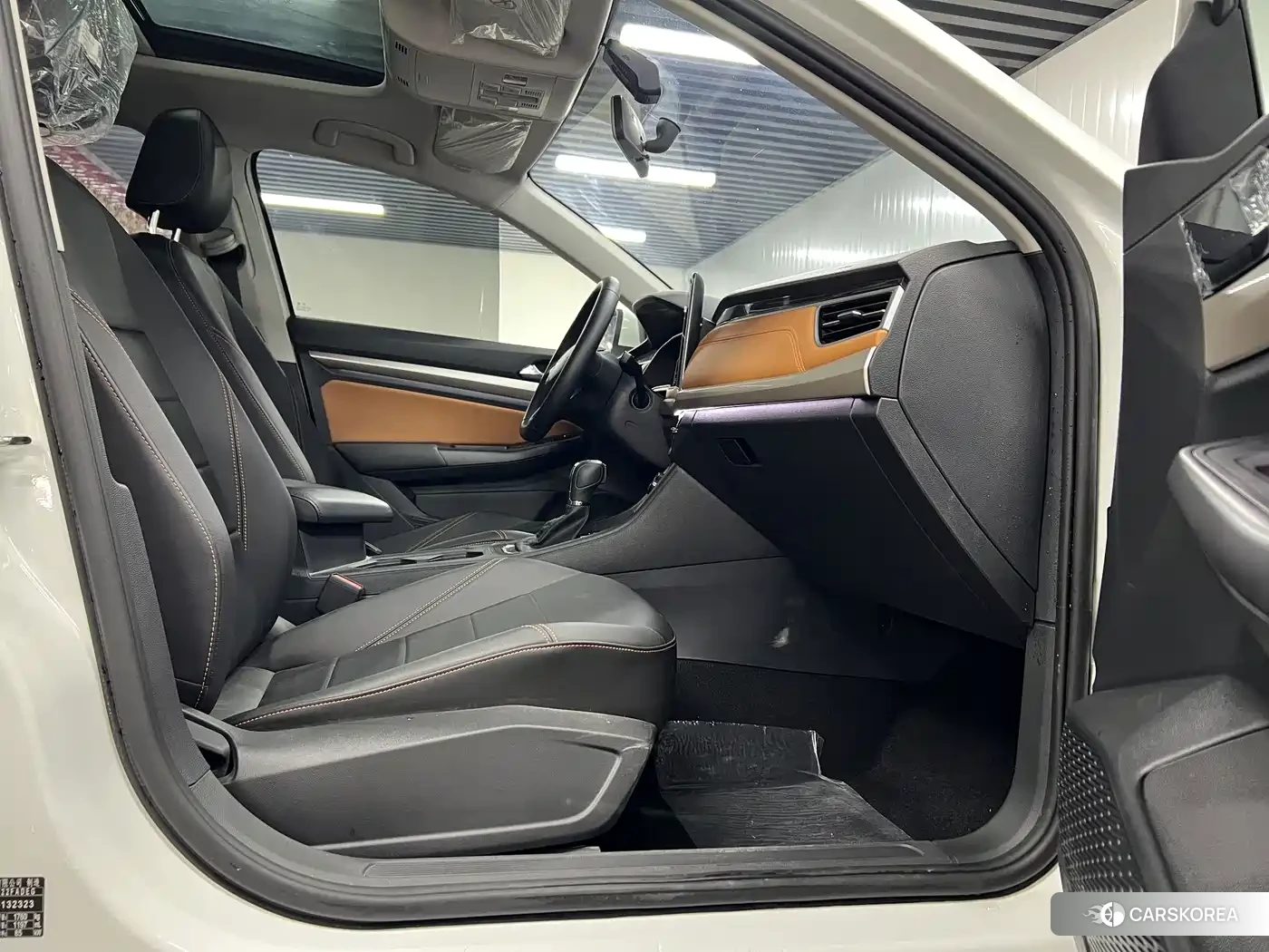 Volkswagen Bora 2024 Белый из Китая, фото 2