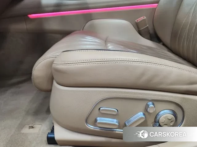 Genesis G90 (RS4) 2023 Черный из Кореи, фото 2