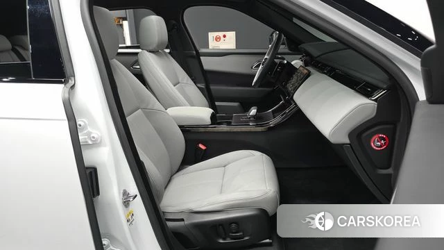 Land Rover Range Rover Velar 2026 Белый из Кореи, фото 2