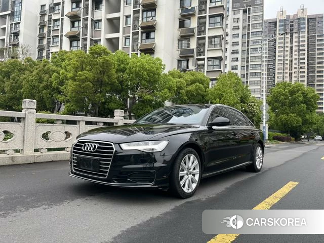 Audi A6L 2018 Черный из Китая, фото 2