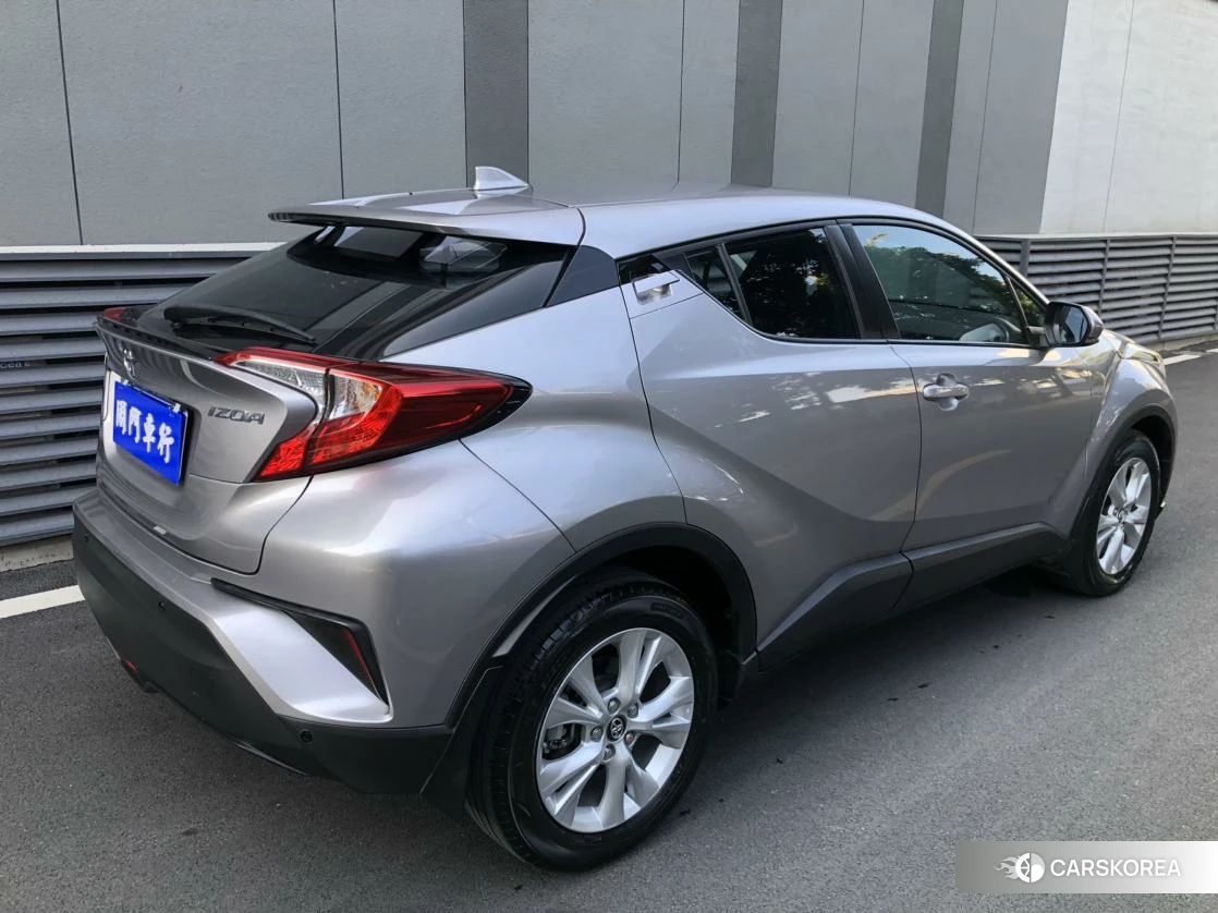 Toyota IZOA 2021 Шампань из Китая, фото 2