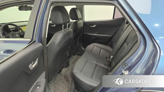 Kia Stonic 2019 Синий из Кореи, фото 2