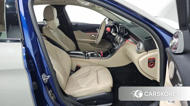 Mercedes-Benz C-Class W205 2019 Серебристо-серый из Кореи, фото 2