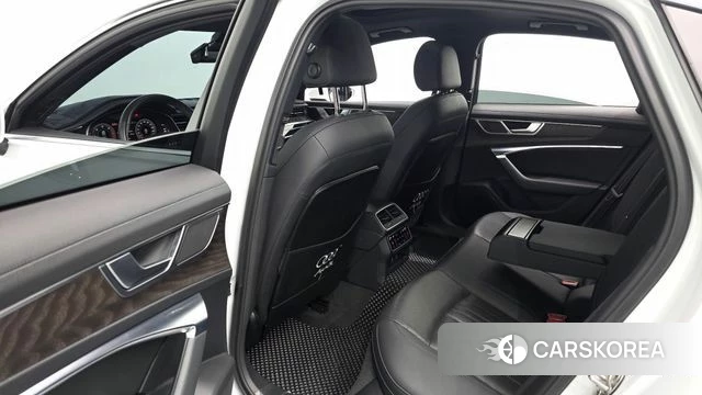 Audi A6 (C8) 2022 Белый из Кореи, фото 2