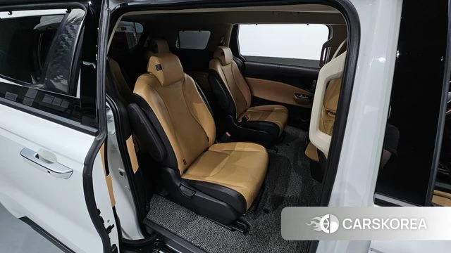 Kia Carnival 4th generation 2023 Белый из Кореи, фото 2