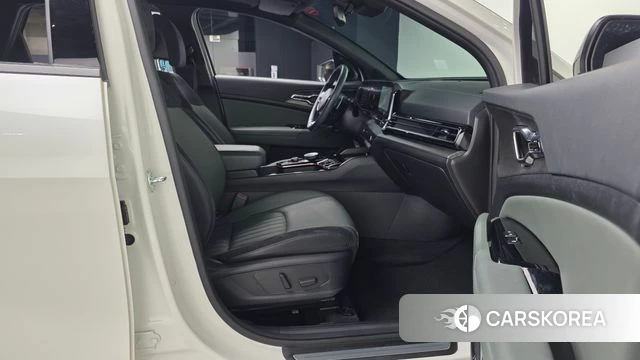 Kia Sportage 5th Generation 2024 Белый из Кореи, фото 2