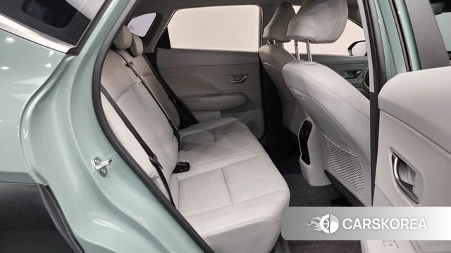 Hyundai Kona (SX2) 2024 Цвет галактики из Кореи, фото 2