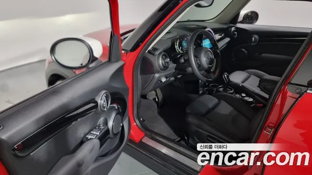 Mini Cooper 2022 Красный из Кореи, фото 2