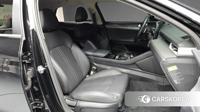 Kia K5 3rd generation 2022 Черный из Кореи, фото 2