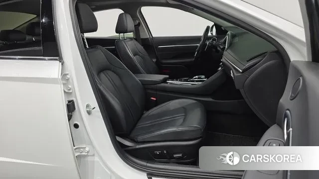 Hyundai Sonata (DN8) 2021 Белый из Кореи, фото 2