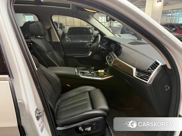 BMW X5 (G05) 2021 Белый из Кореи, фото 2