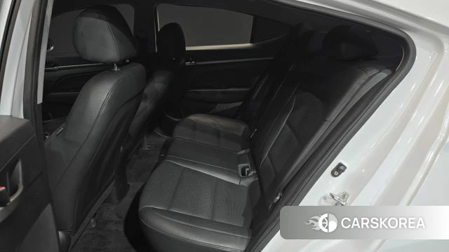Hyundai Avante AD 2018 Белый из Кореи, фото 2