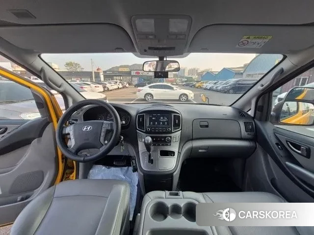 Hyundai The New Grand Starex 2021 Желтый из Кореи, фото 2