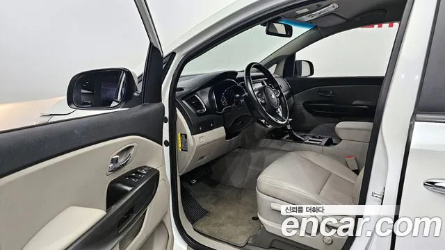 Kia The New Carnival 2019 Белый из Кореи, фото 2