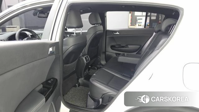 Kia Sportage The Bold 2018 Белый из Кореи, фото 2