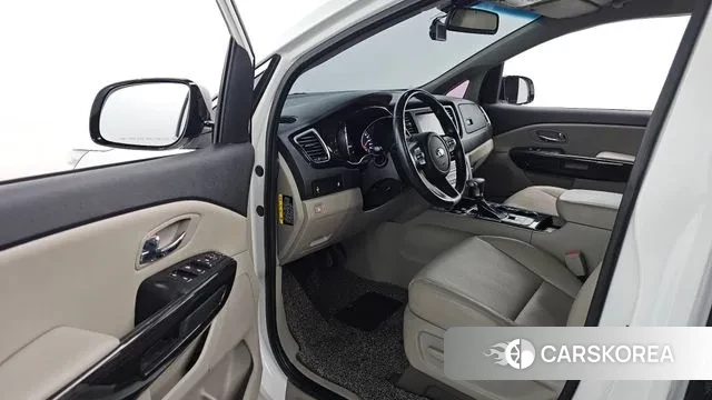 Kia The New Carnival 2020 Белый из Кореи, фото 2