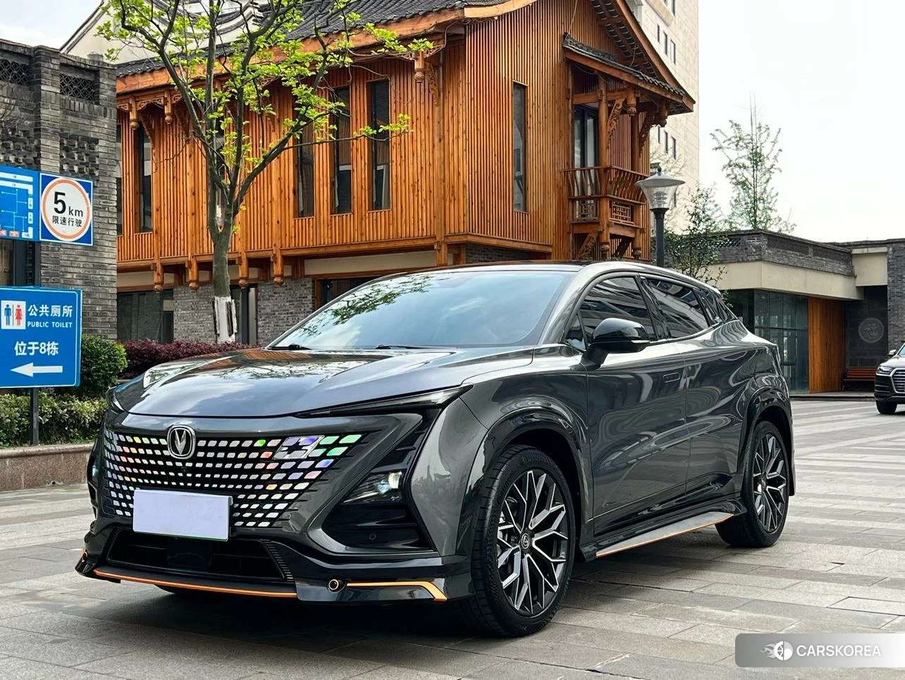 Chang'an UNI-T 2021 Темно-серый из Китая, фото 2
