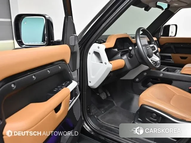 Land Rover Defender (L663) 2022 Черный из Кореи, фото 2