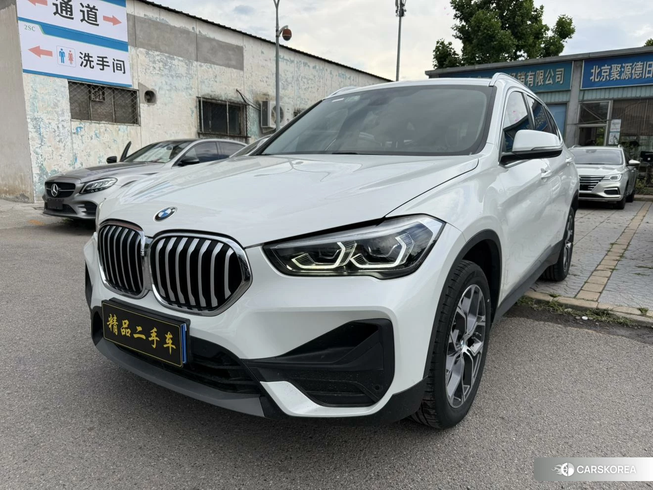 BMW X1 2021 Белый из Китая, фото 2