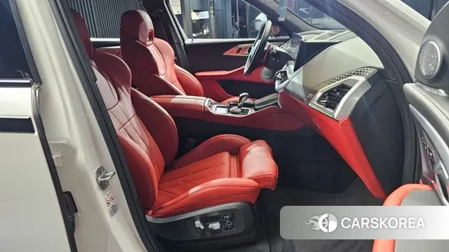 BMW XM (G09) 2023 Белый из Кореи, фото 2