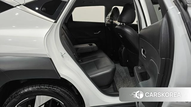Hyundai Kona (SX2) 2023 Белый из Кореи, фото 2