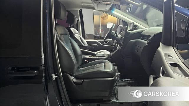 Hyundai Staria 2022 Синий из Кореи, фото 2