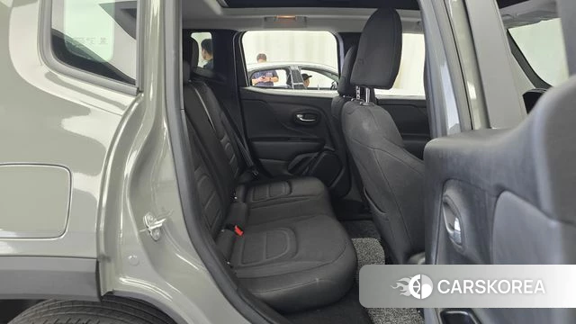 Jeep Renegade 2022 Серый из Кореи, фото 2