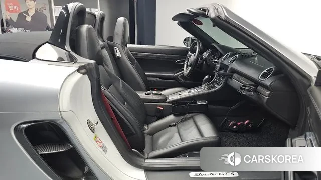 Porsche 718 Boxster 2021 Серый из Кореи, фото 2