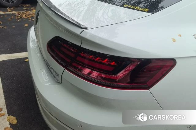 Volkswagen CC 2023 Белый из Китая, фото 2