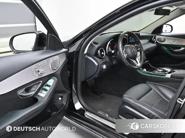 Mercedes-Benz C-Class W205 2020 Черный из Кореи, фото 2