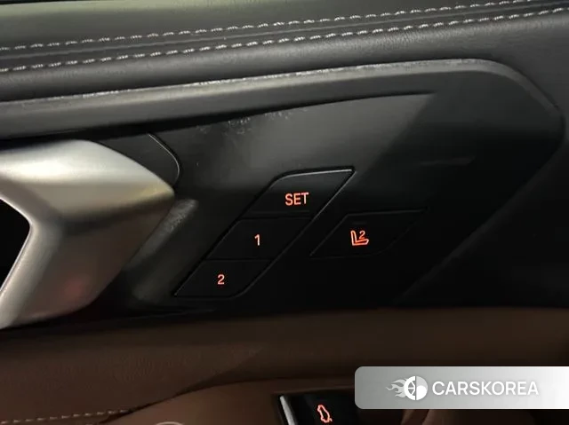 BMW X5 (G05) 2023 Черный из Кореи, фото 2