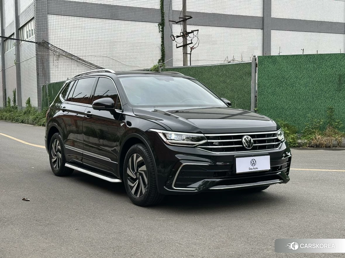 Volkswagen Tiguan L 2024 Черный из Китая, фото 2