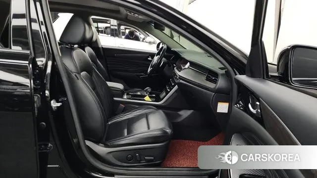 Kia K7 Premier Hybrid 2021 Черный из Кореи, фото 2