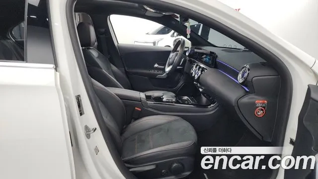 Mercedes-Benz A-Class W177 2022 Белый из Кореи, фото 2