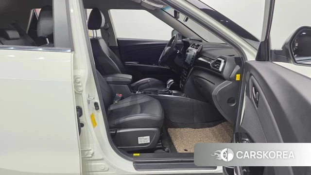Ssangyong The New Tivoli 2023 Белый из Кореи, фото 2