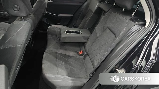 Volkswagen Golf 8th Generation 2022 Черный из Кореи, фото 2