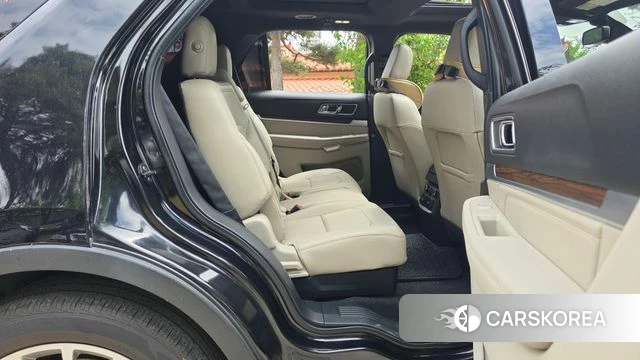 Ford Explorer 2018 Черный из Кореи, фото 2