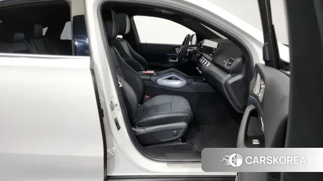 Mercedes-Benz GLE-Class W167 2023 Белый из Кореи, фото 2