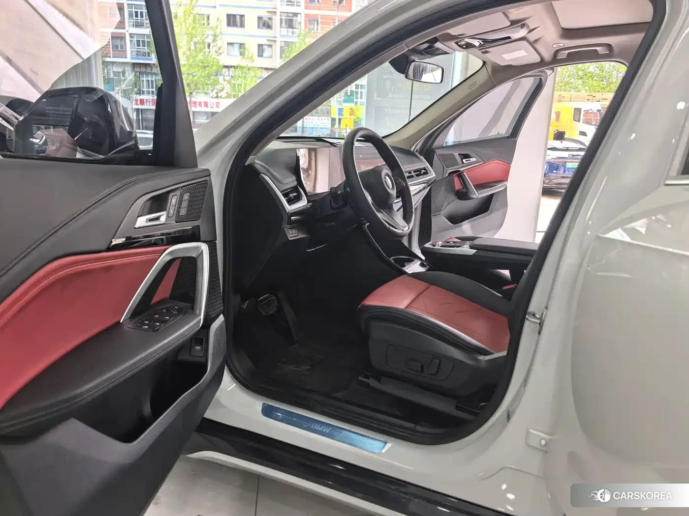 BMW X1 2023 Белый из Китая, фото 2